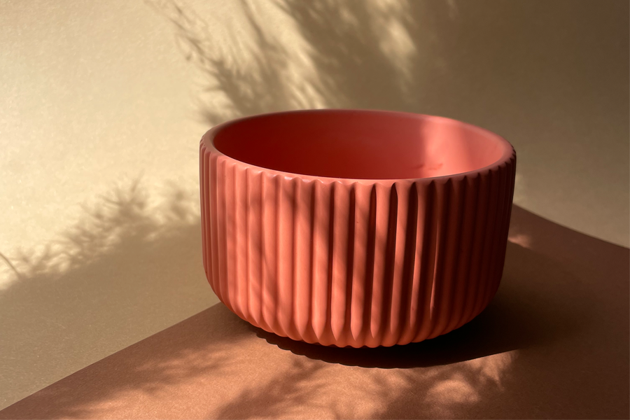selbstgemachte Schale aus Gießkeramik von Mani & Sol